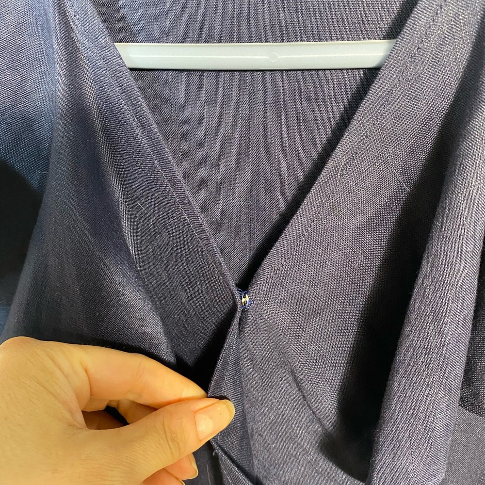Neiman Marcus Navy Linen Wrap Dress size small - Picture 8 of 11